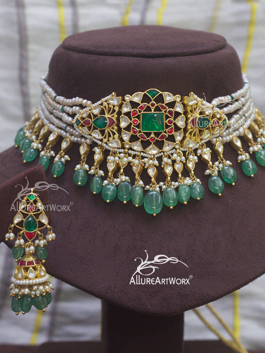 Traditional Choker(kesi pearls)